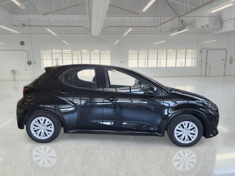 TOYOTA YARIS HYBRID BUSINESS MY22 5 PORTE BERLINA
