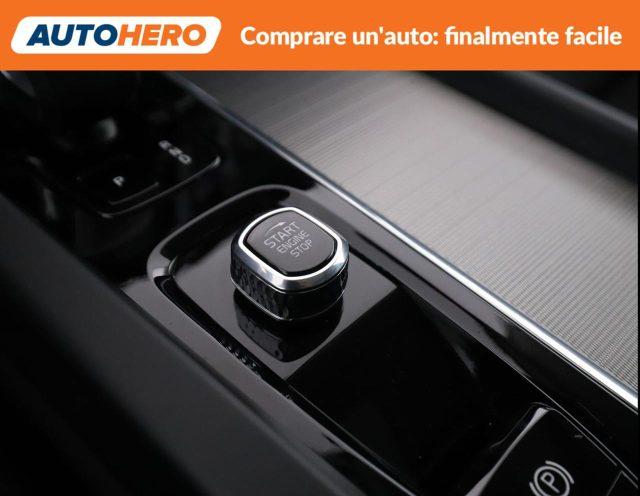 VOLVO XC60 T6 Recharge Plug-in Hybrid AWD automatico Plus Dar