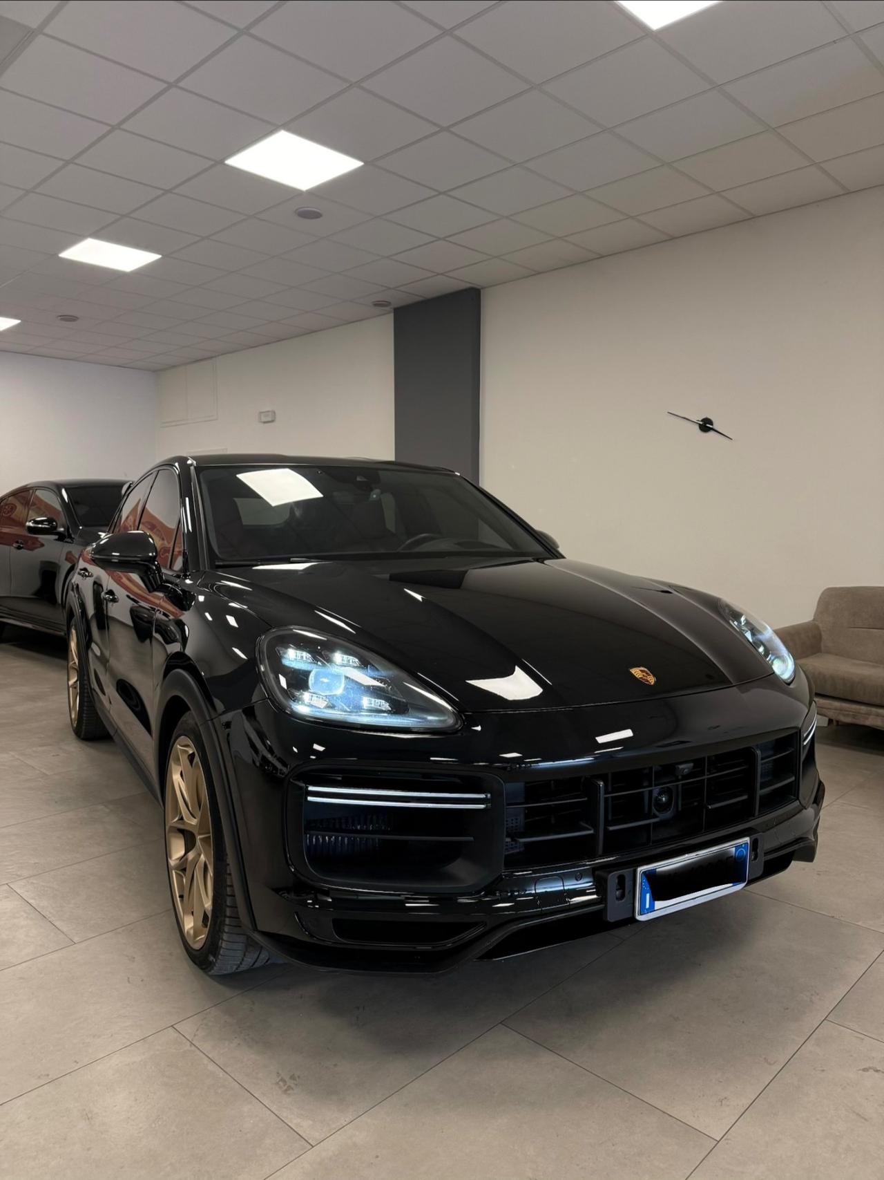 Porsche Cayenne Coupé 4.0 Turbo GT