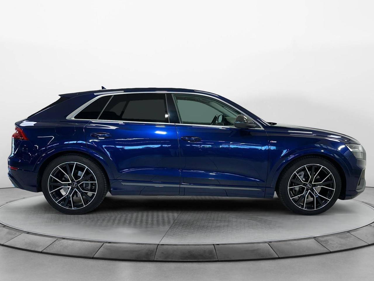 Audi Q8 50 3.0 tdi mhev Quattro 286cv