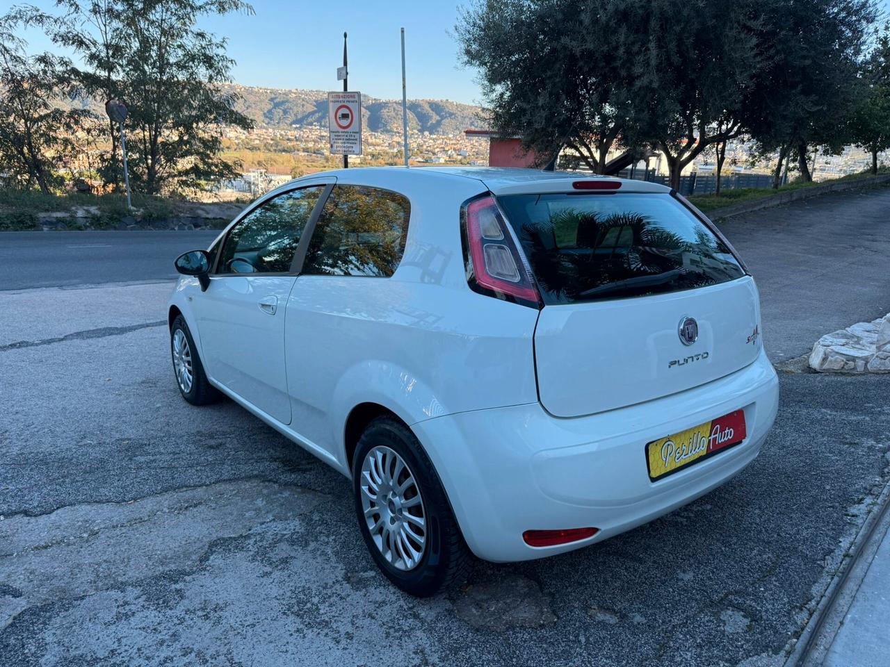 Fiat Punto 1.3 MJT II 75 CV 3 porte Street