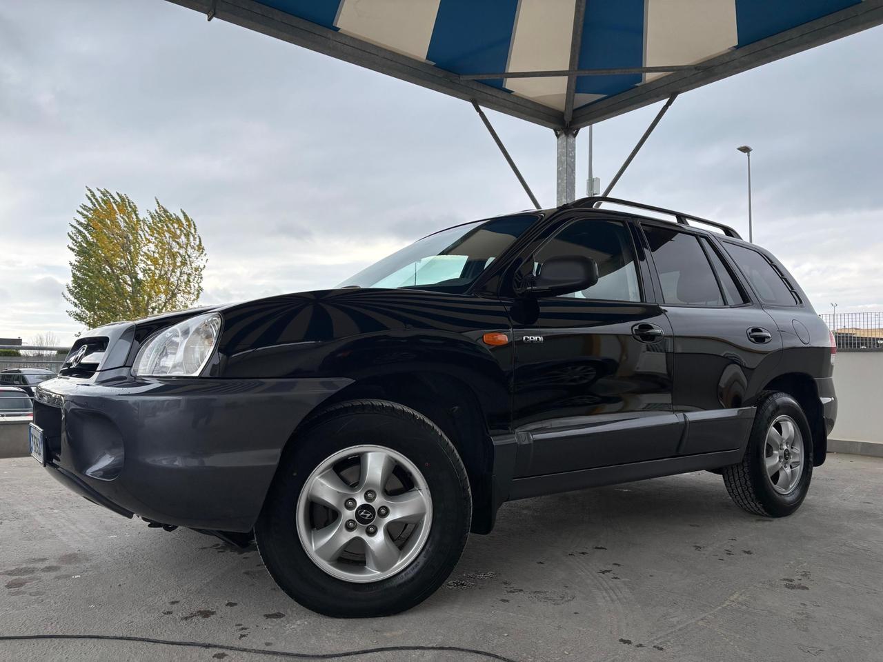 Hyundai Santa Fe 2.0 CRDi TD 4WD SOLO 70000km!!