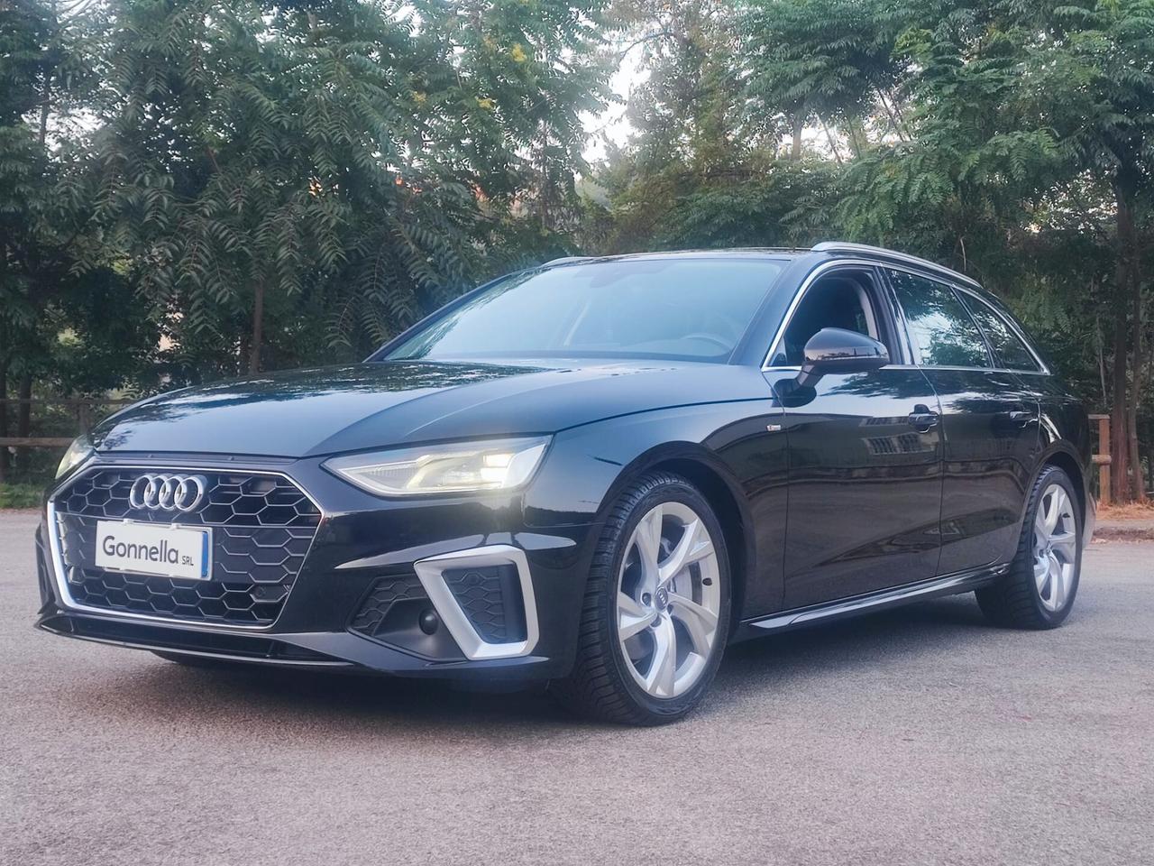 Audi A4 Avant 40 2.0 tdi S line edition 204cv s-tronic