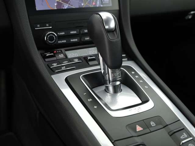 Porsche Cayman 2.0 style edition 300cv pdk