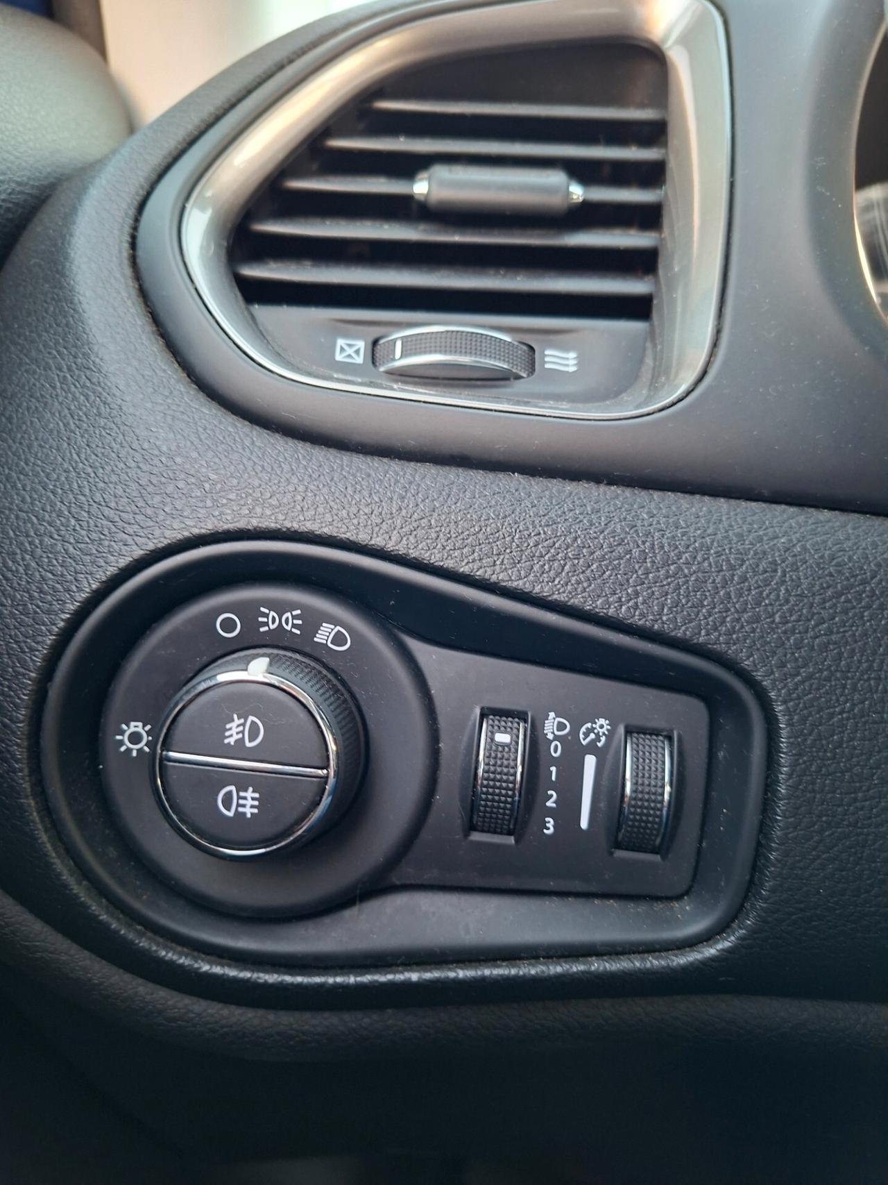 JEEP RENEGADE 1.6 M-JET 130cv-LIMITED* CRUISE-CERCHI *