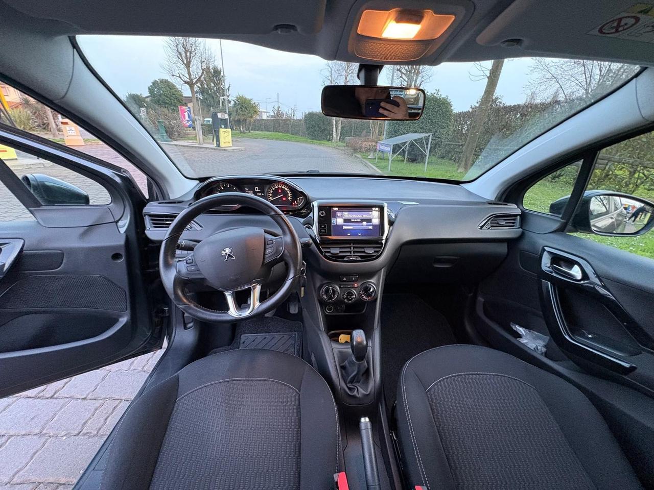 Peugeot 208 diesel 2017 NEOPATENTATI