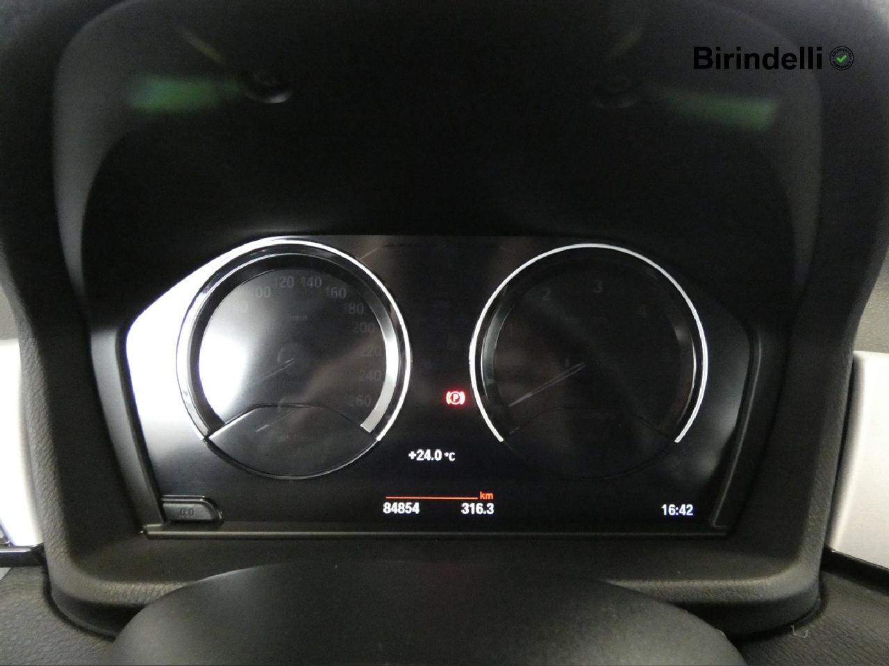 BMW X2 (F39) - X2 sDrive18d Business-X
