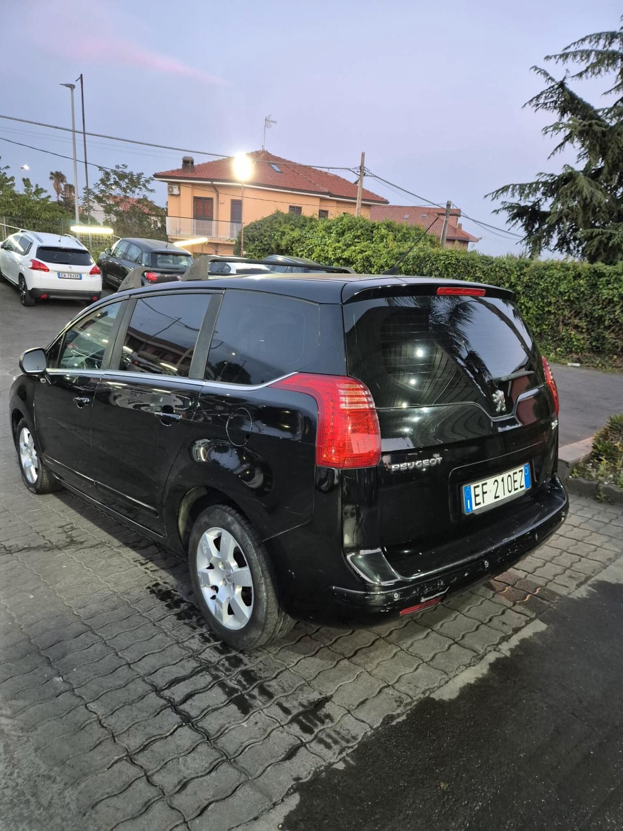 Peugeot 5008 2.0 HDi 163CV aut. Active