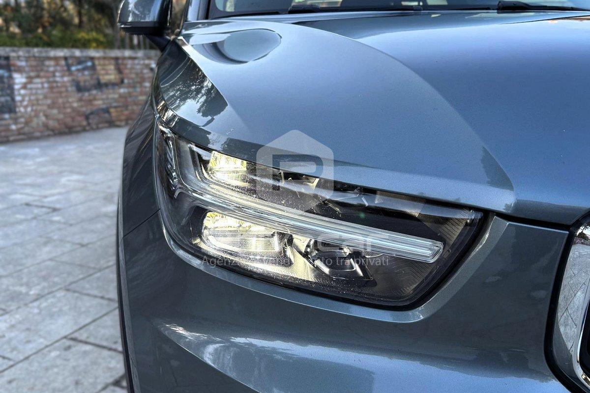 VOLVO XC40 D4 AWD Geartronic Business