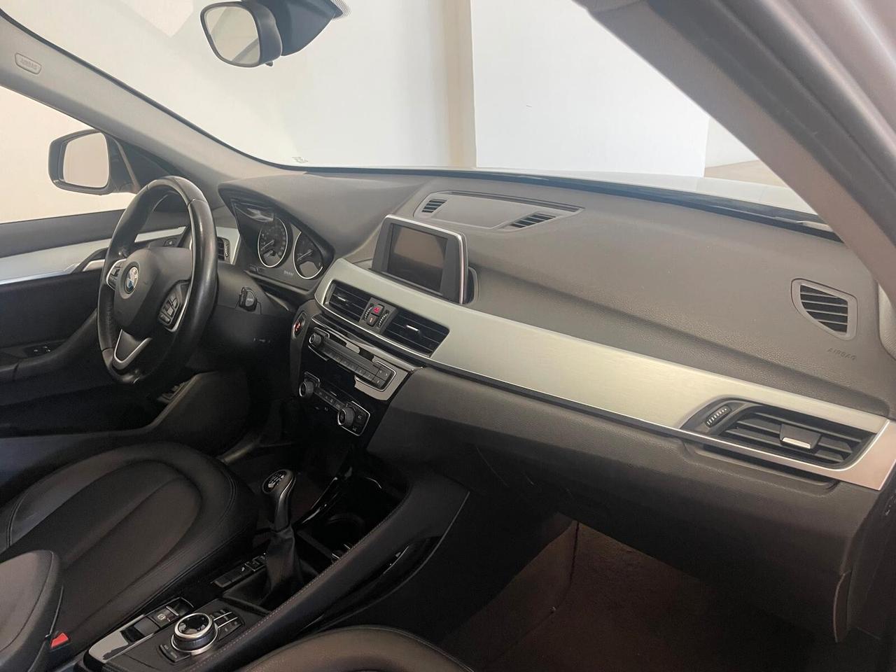 BMW X1 sDrive16d X-Line Navi Full LED – Comfort e Sportività