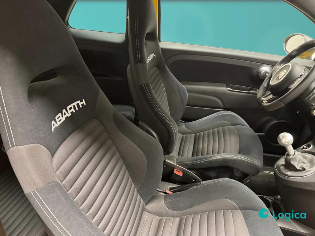Abarth 595C 2016 - 595C 1.4 t-jet Competizione 180cv