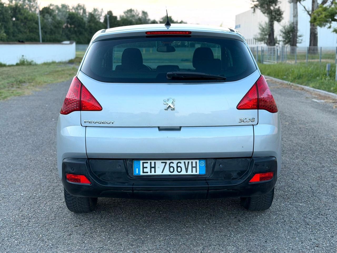 Peugeot 3008 1.6 HDi 112CV Automatico