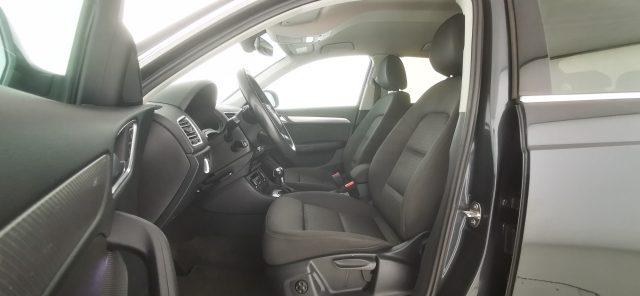 AUDI Q3 40 TFSI quattro S tronic Business Advanced