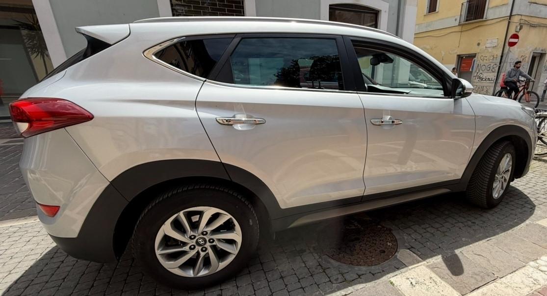 Qualitycars Pescara propone Hyundai Tucson 2.0 CRDi 4WD aut. Comfort