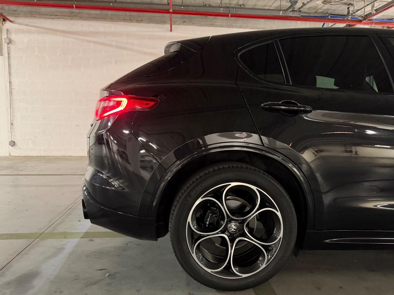 Alfa Romeo Stelvio VELOCE 210 CV AT8 Q4