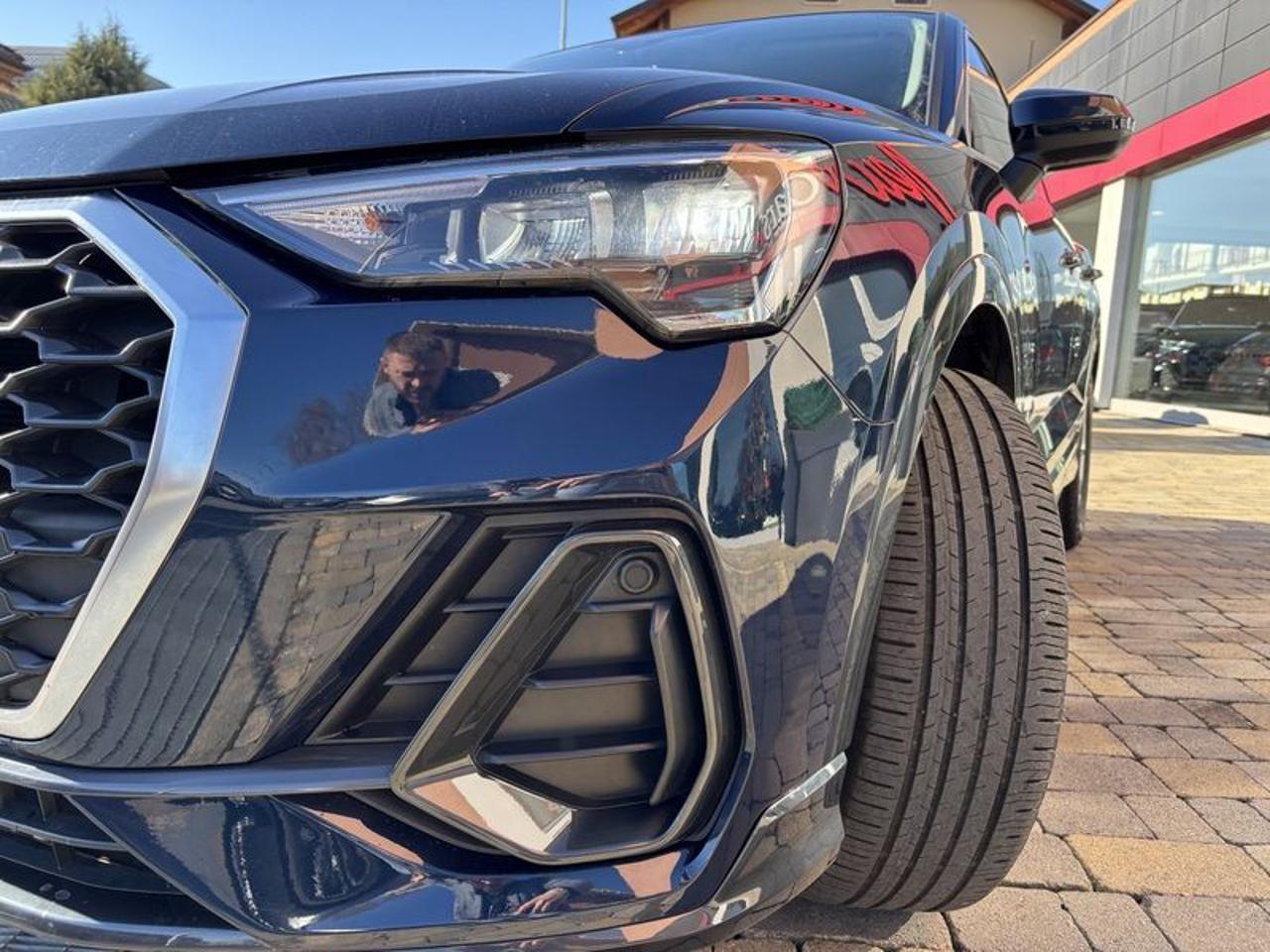 Audi Q3 35 TFSI LED-PELLE-NAVI-18"