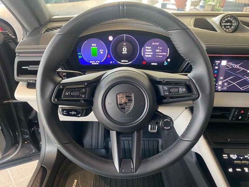 Porsche Macan EV Macan Turbo BEV 639 cv - IVA Esposta