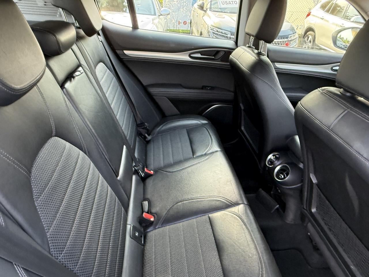 ALFA ROMEO STELVIO AT8 Q4 SPORT EDITION
