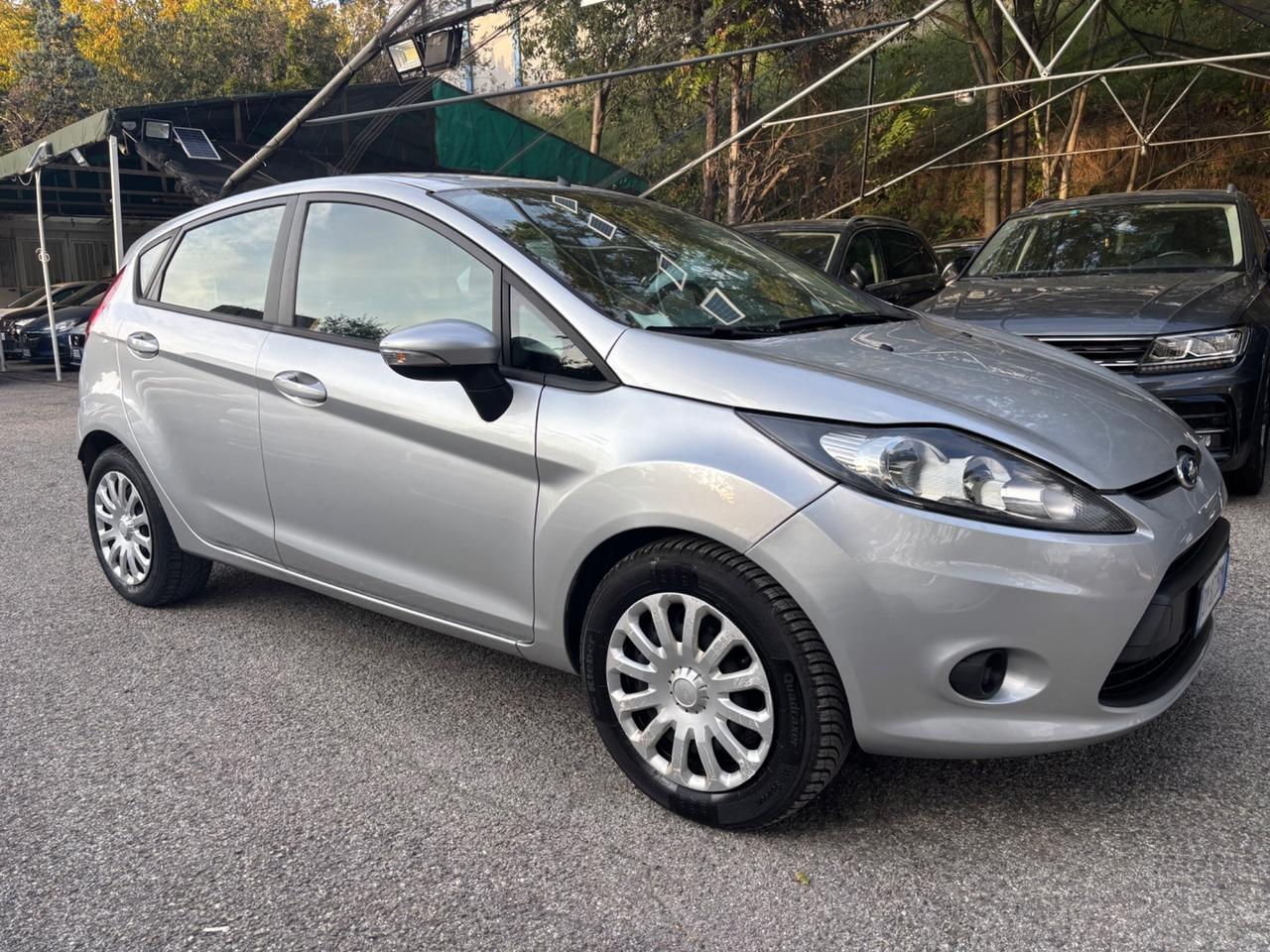 Ford Fiesta 1.4 5 porte GPL Titanium OK Neopatentati