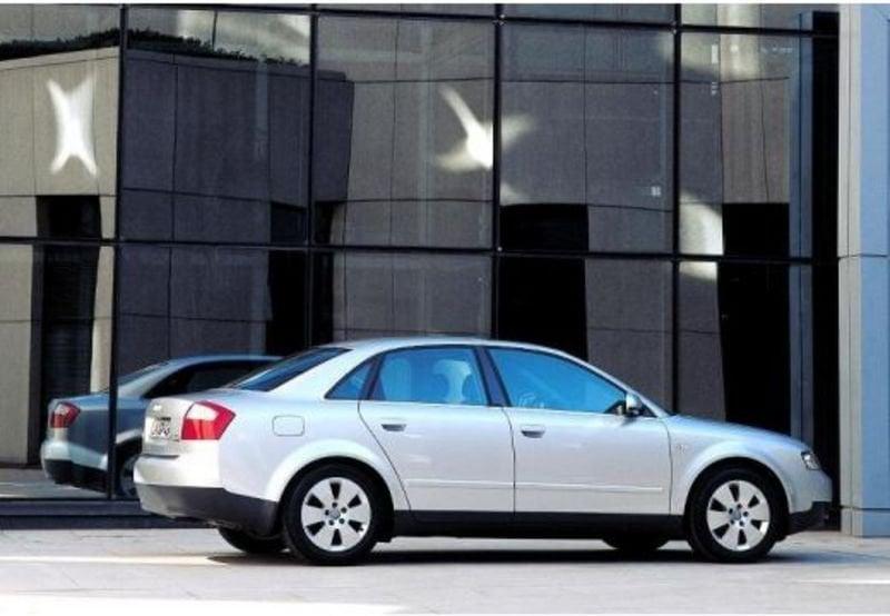 Audi A4 II 1.9 tdi 130cv