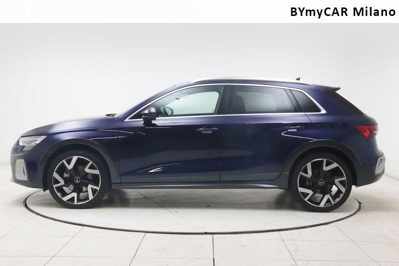 Audi A3 35 1.5 TFSI mHEV 48V Identity Contrast S tronic