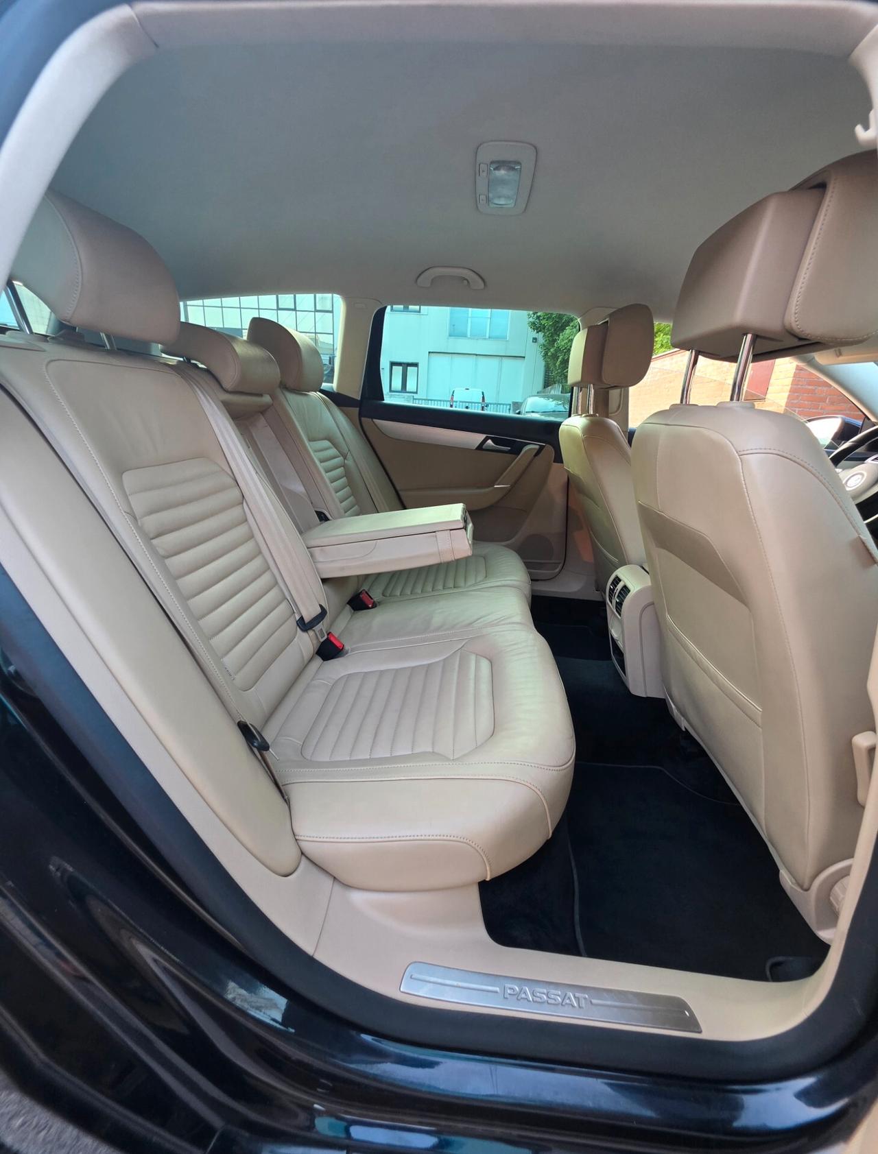 Volkswagen Passat Var 2.0 TDI 170CV DSG euro5B