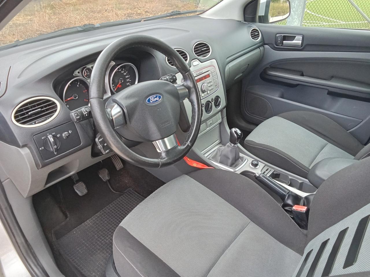 Ford Focus + SW 1.6 TDCI (90CV) RESTYLING