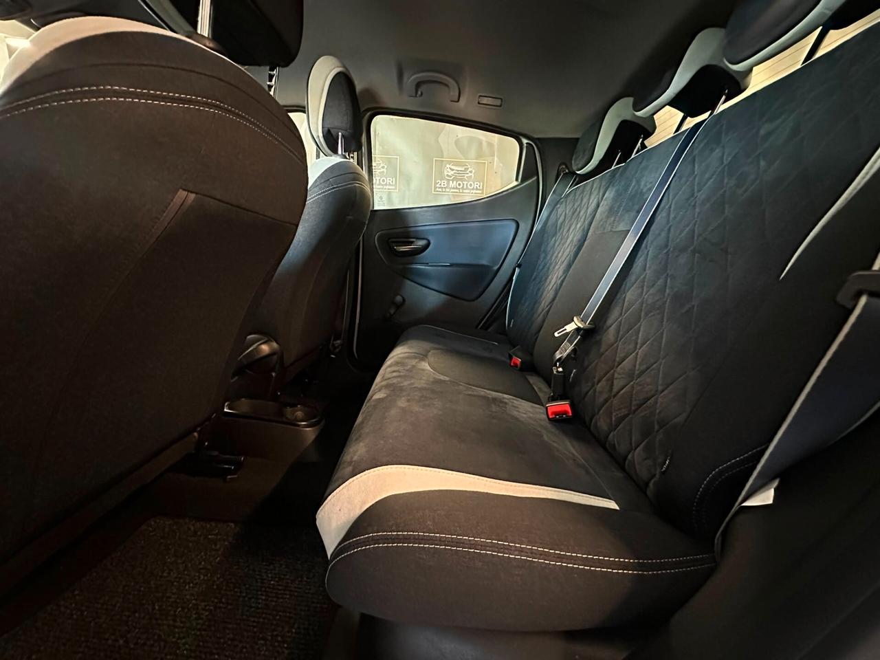 Lancia Ypsilon 1.2 69 CV 5 porte GPL Ecochic Gold
