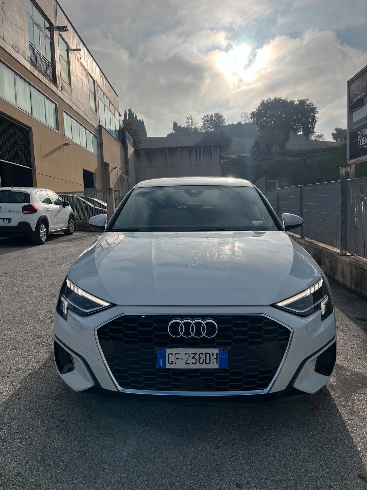 Audi A3 SPB 30 g-tron S tronic S line edition