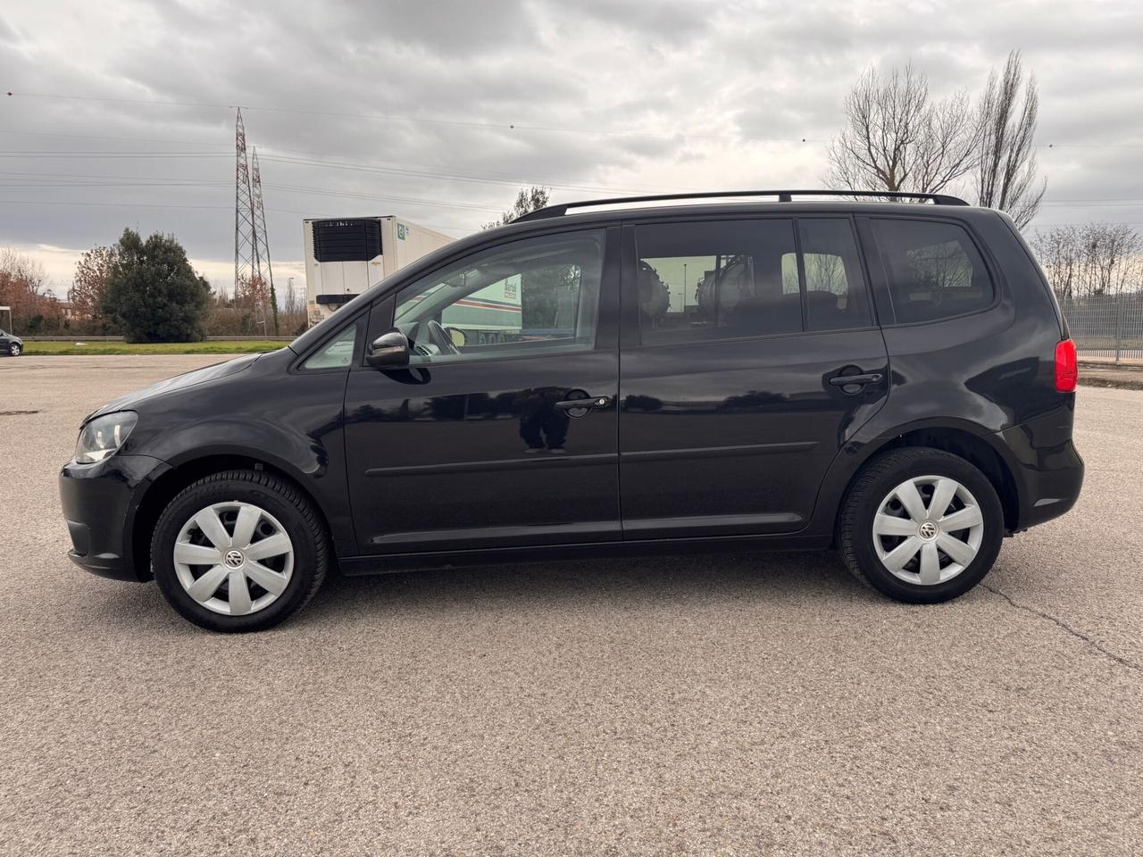 Volkswagen Touran Business 1.4 Highline EcoFuel 7 posti