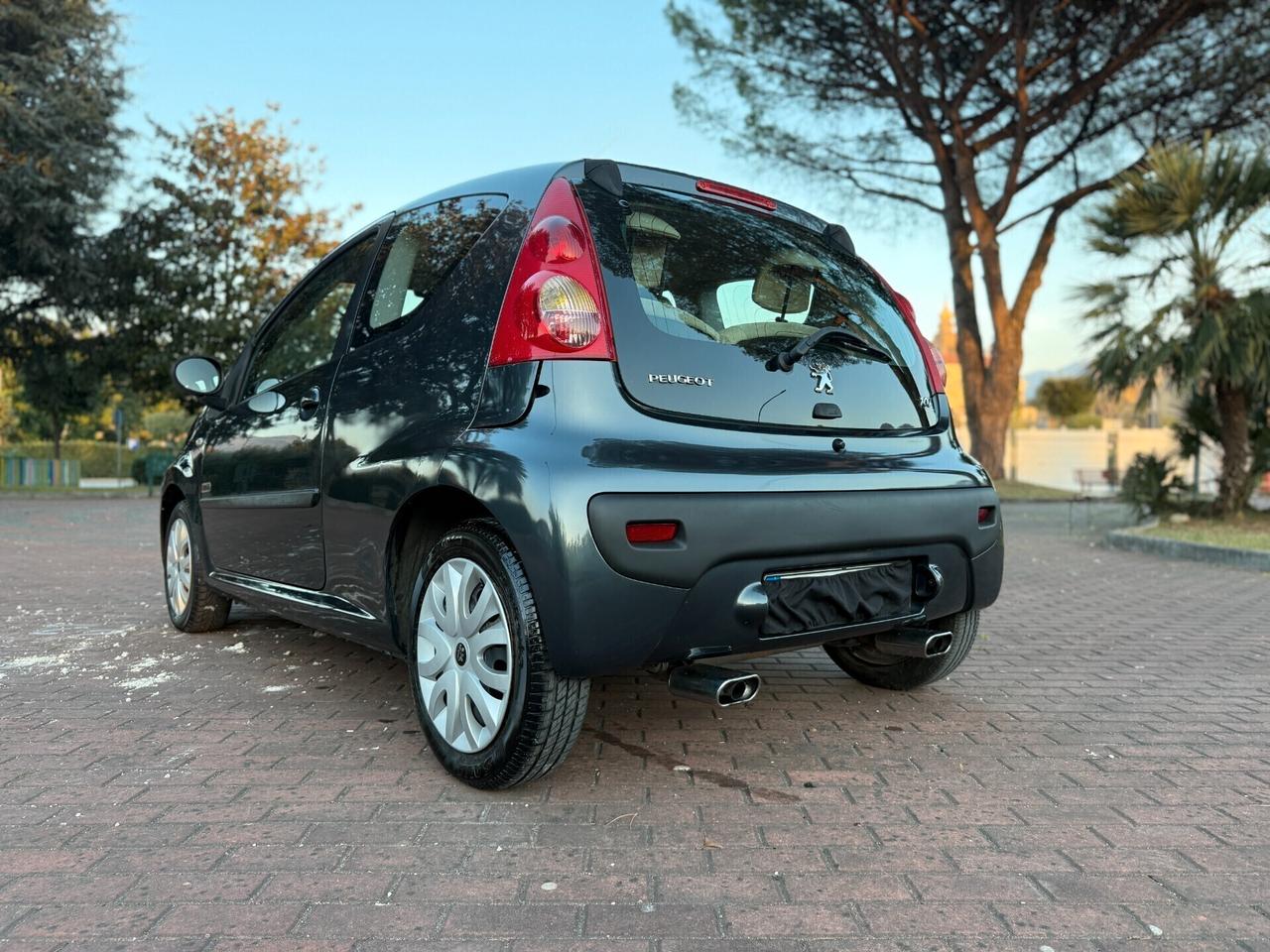 Peugeot 107 1.0 68CV 3p. Sweet Years neopatentati,ottime condizioni