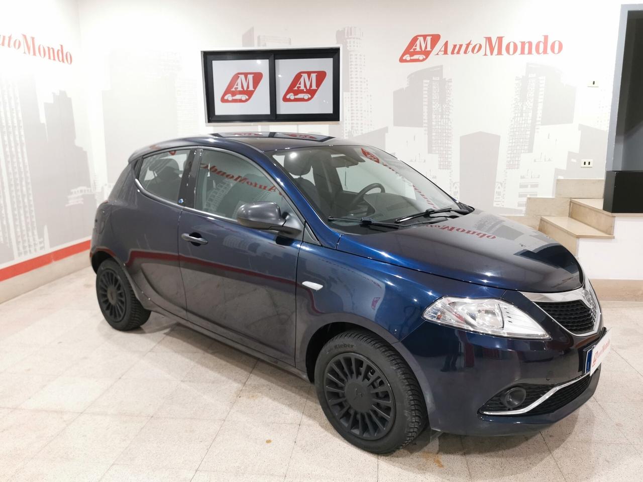 Lancia Ypsilon 1.2 69 CV 5 porte S&S Gold