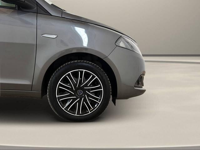 LANCIA Ypsilon 1.0 FireFly 5 porte S&S Hybrid Ecochic Gold