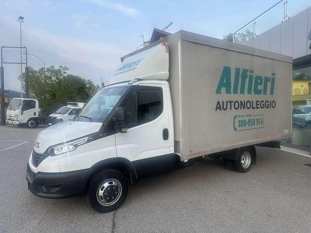 Iveco Daily 35C16H3.0 Cent Reg Teli 3 lati4440x2240x2850kg1000