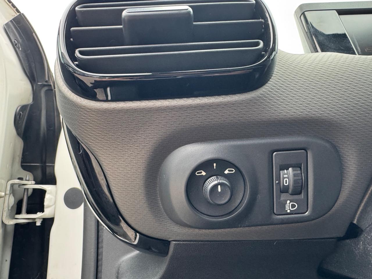 Citroen C4 Cactus BlueHDi 100 Feel NEOPATENTATI