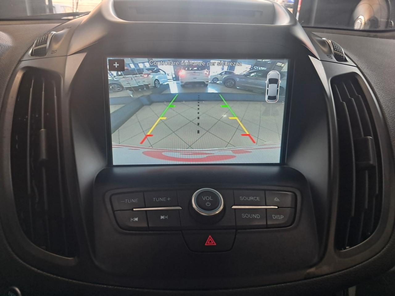 Ford Kuga 1.5 TDCI 120 cv ST-Line