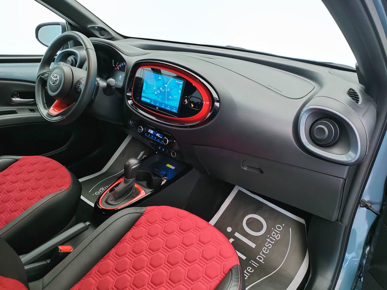 TOYOTA Aygo X - Aygo X 1.0 Undercover 72cv s-cvt