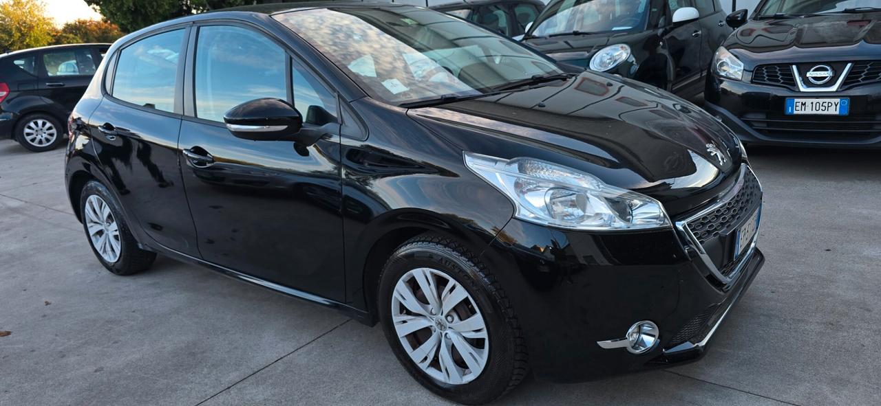 Peugeot 208 1.4 HDi 68 CV 5 porte Active