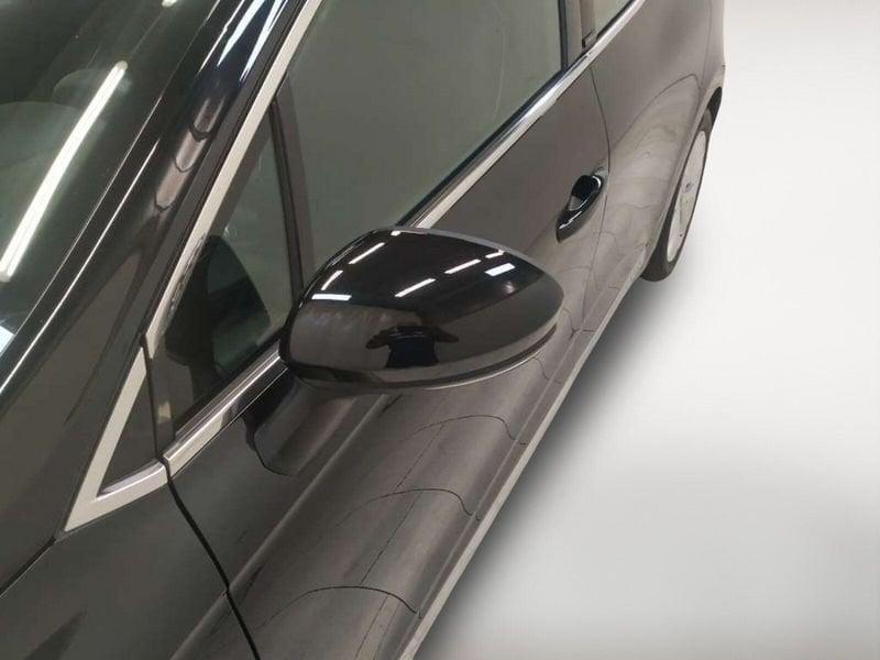 Renault Clio 1.6 E-Tech hybrid Intens 140cv auto my21