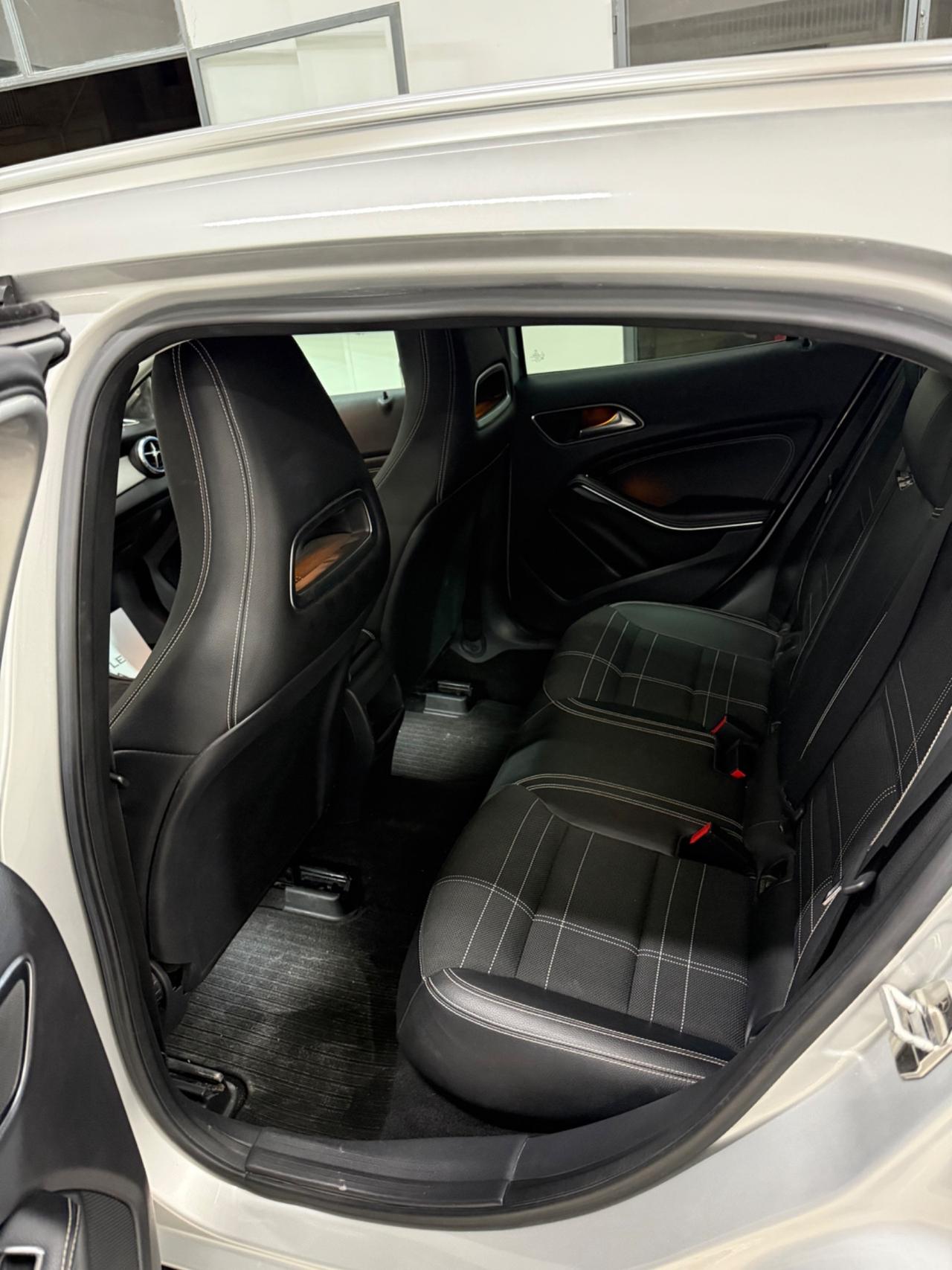 Mercedes-benz GLA 200 CDI Automatic Executive