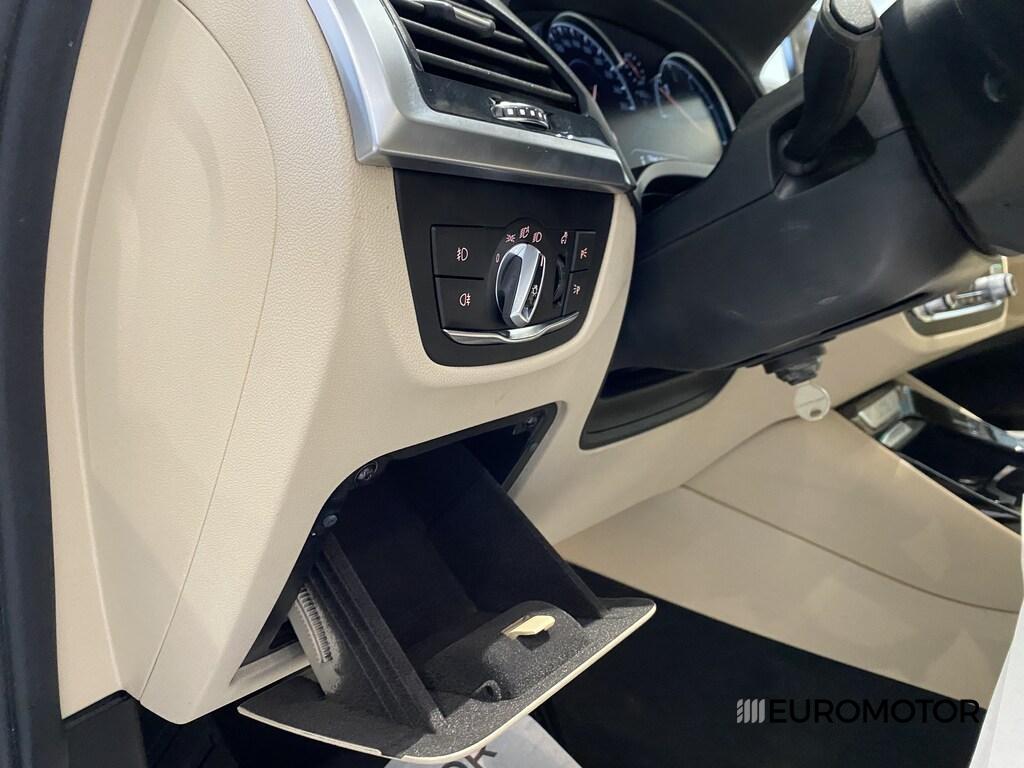 BMW X3 20 d Luxury xDrive Steptronic