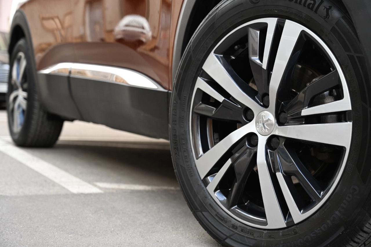 Peugeot 3008 BlueHDi 120 S&S EAT6 Allure