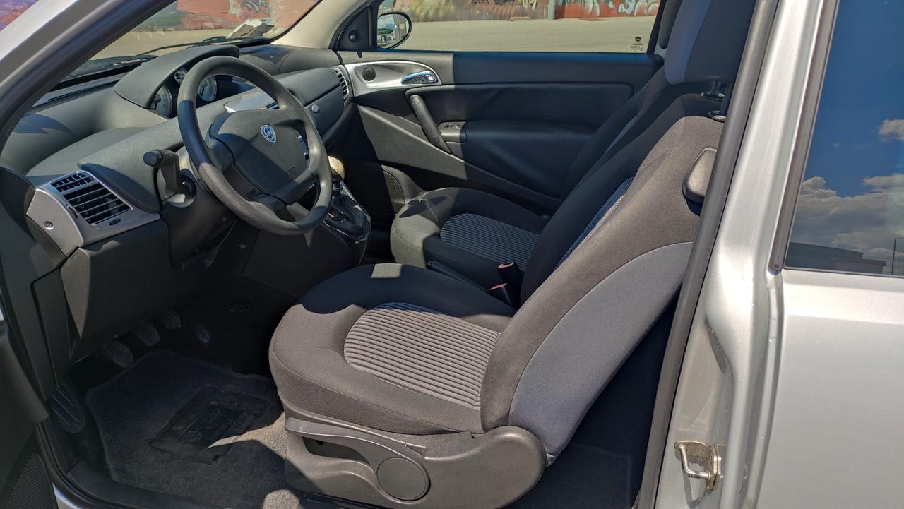 Lancia Ypsilon 1.2 soli 62000km NEOPATENTATI - 2009