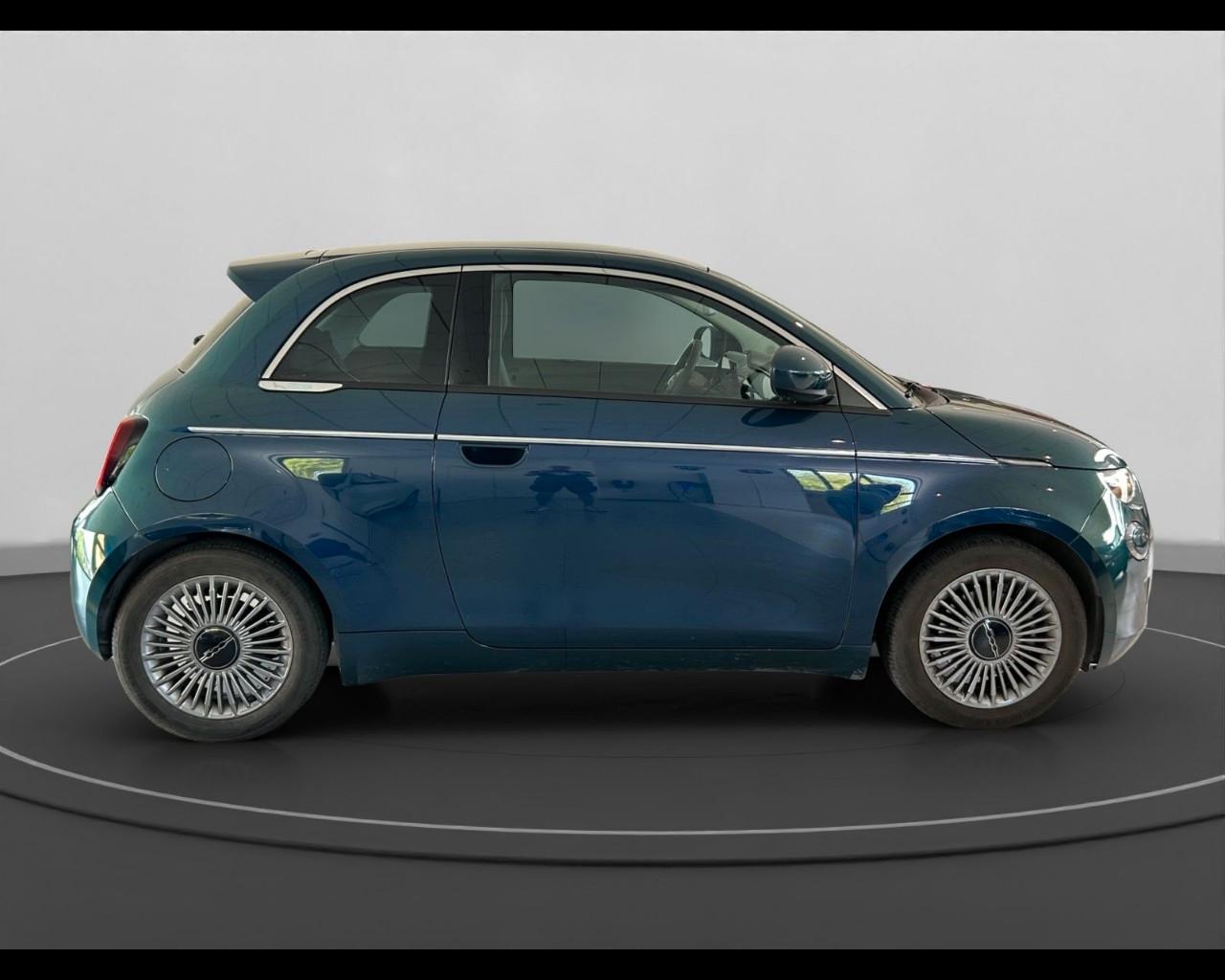FIAT 500e - 500e 23,65 kWh