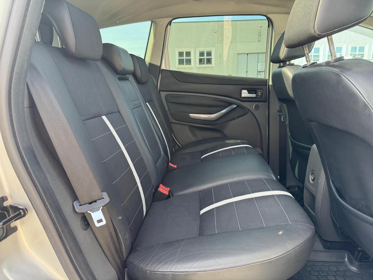 Ford Kuga 2.0 TDCi 4WD Titanium GARANZIA 12m