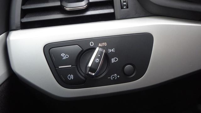 AUDI A4 Avant 40 TDI S tronic Business Advanced