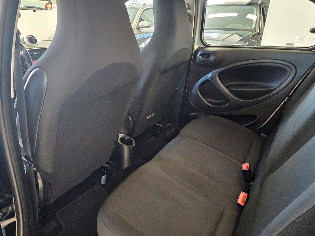 Smart ForFour 70 1.0 twinamic Nightview black