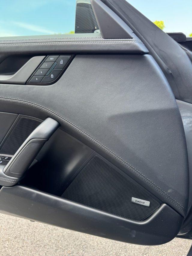 PORSCHE 911 992.2 Targa 4 GTS Pak Sportdeign Carbonio Bose