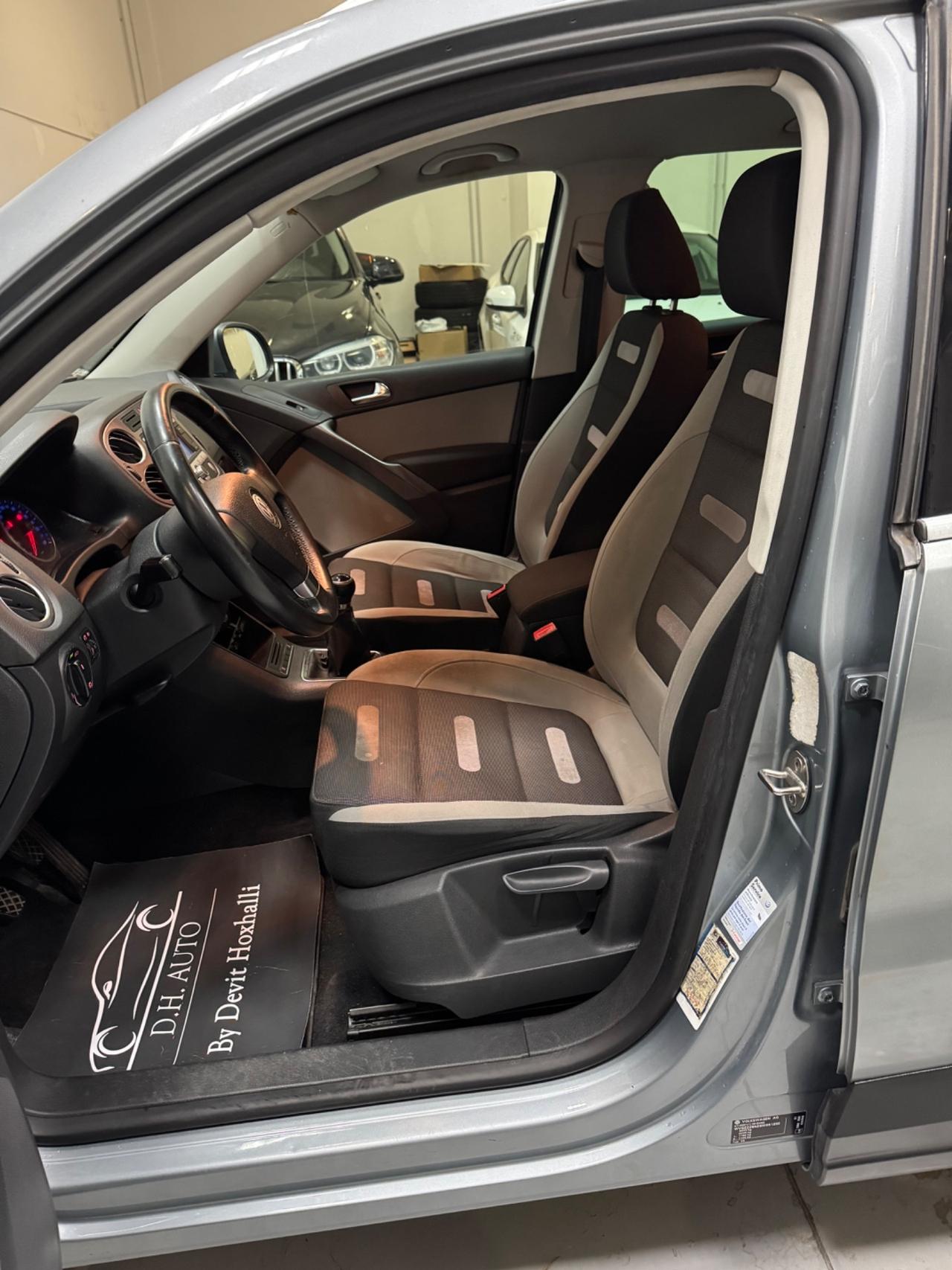 Volkswagen Tiguan 2.0 TDI 170 CV DPF Sport & Style (18°)