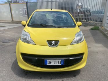 Peugeot 107 1.0 68CV 3p. Plaisir